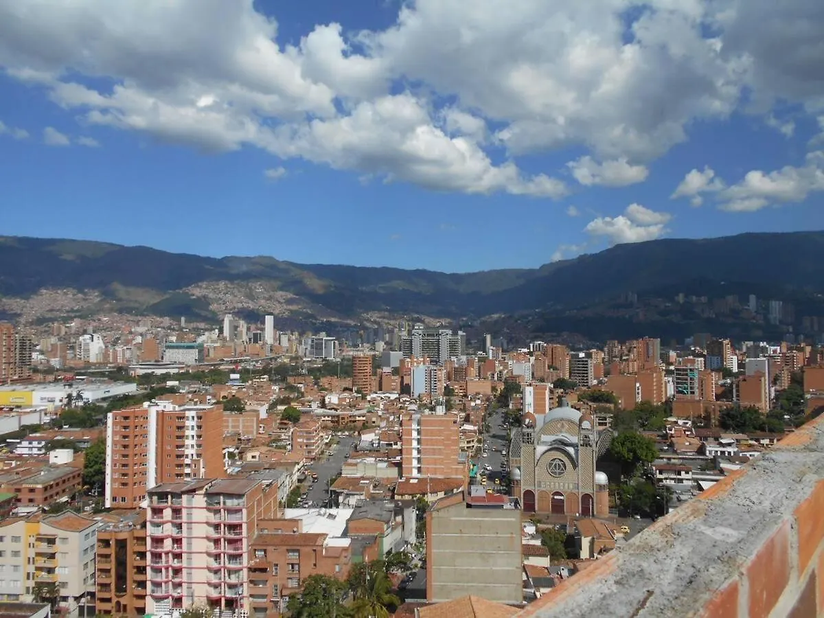 Penthouse Rooftop Terrace Gem In The Sky-Laureles Medellín 0*,  Colombia
